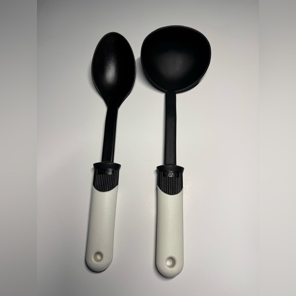 Ekco Nylon High Heat Black Spoon and Ladle with White Handle